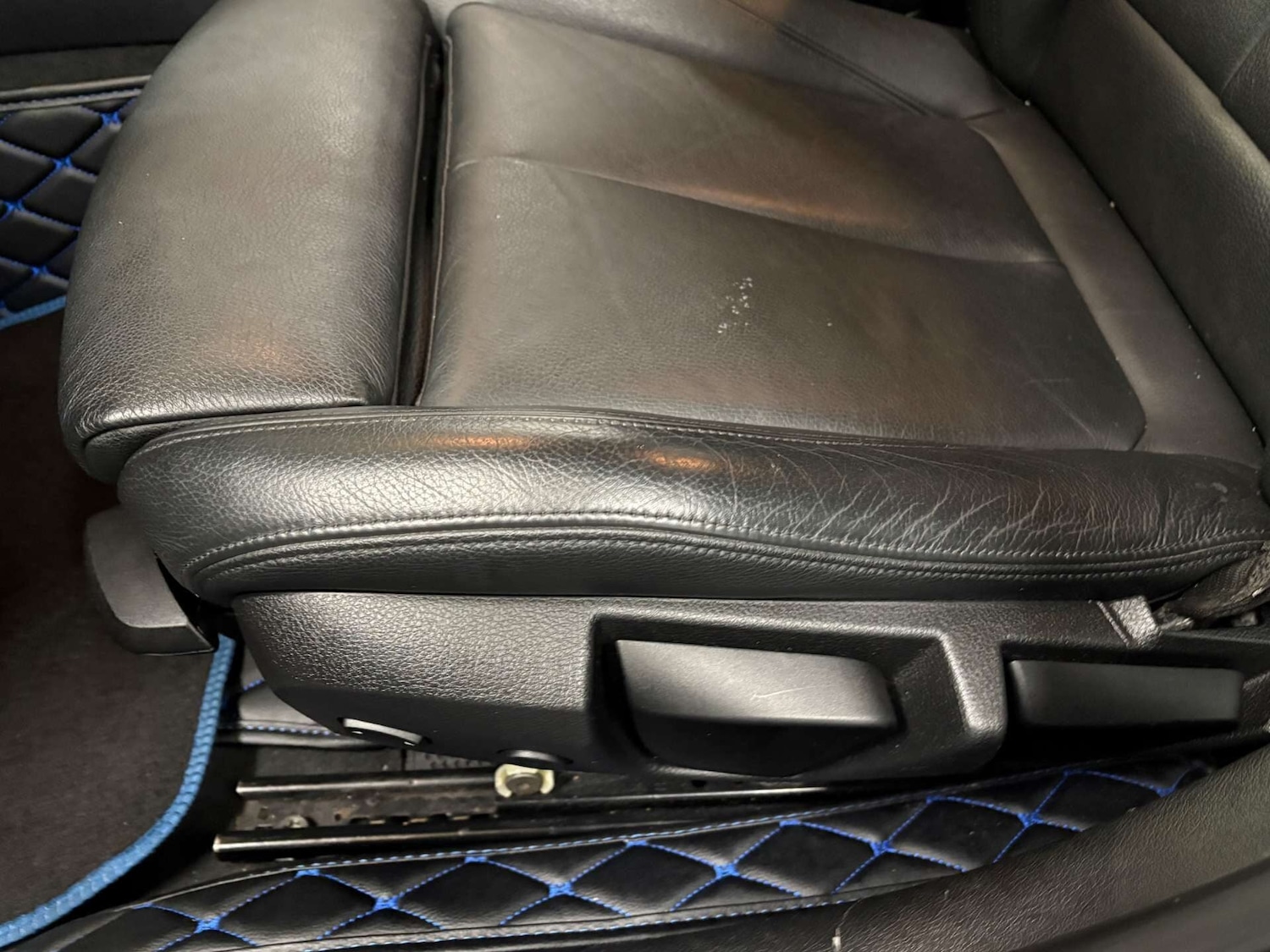 Used BMW 3 Series 2018 for sale - 76739411: Photo 46