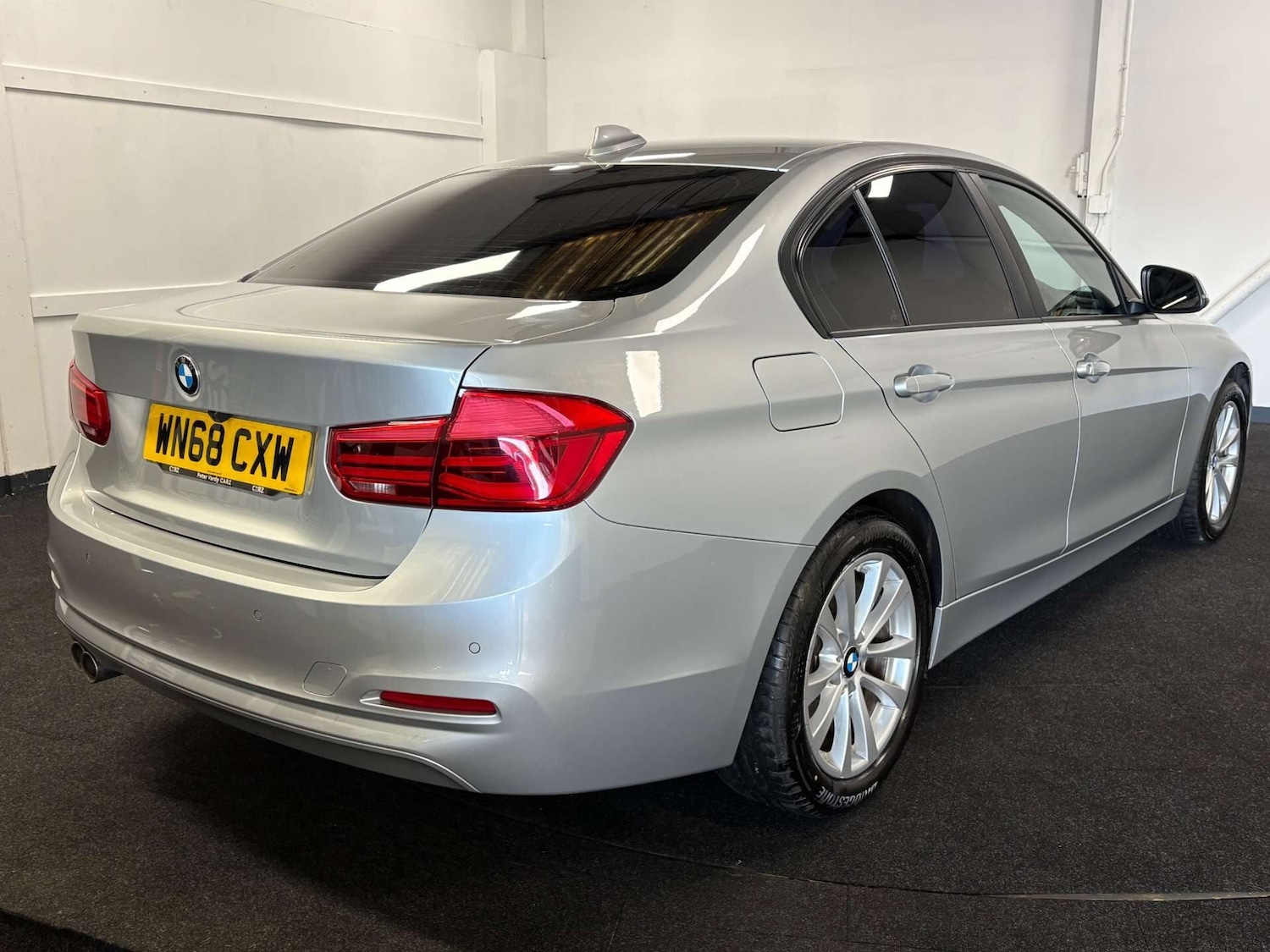 Used BMW 3 Series 2018 for sale - 76739411: Photo 5