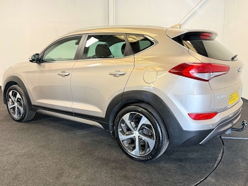 Used Hyundai TUCSON 2015 for sale - 78011044: Photo