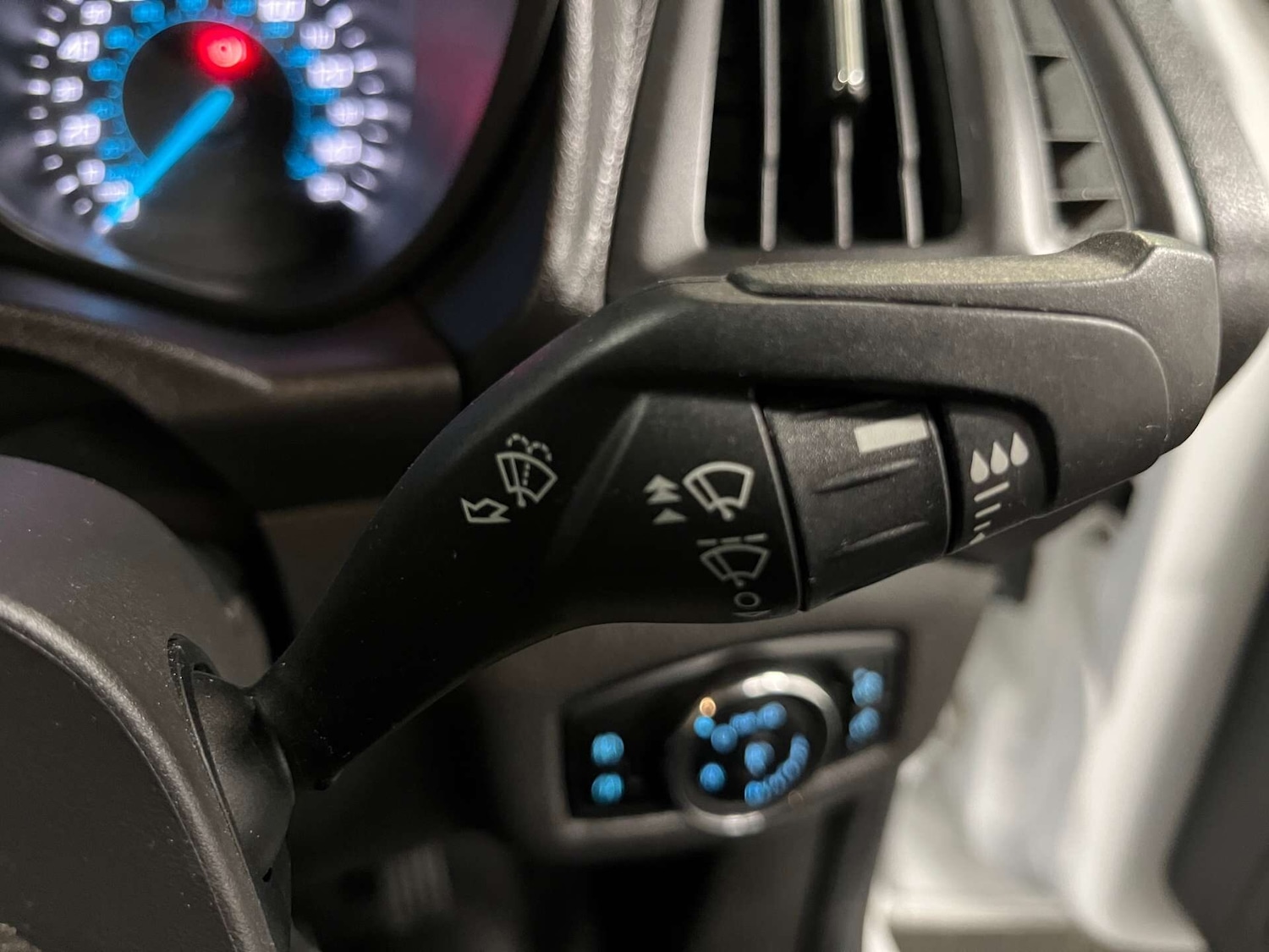 Used Ford Transit Connect 2018 for sale - 76535103: Photo 22