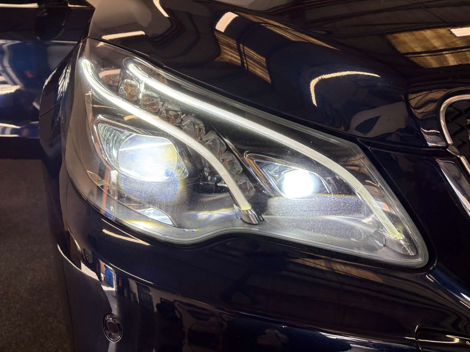 Used Mercedes-Benz E Class 2017 for sale - 77568500: Photo 37