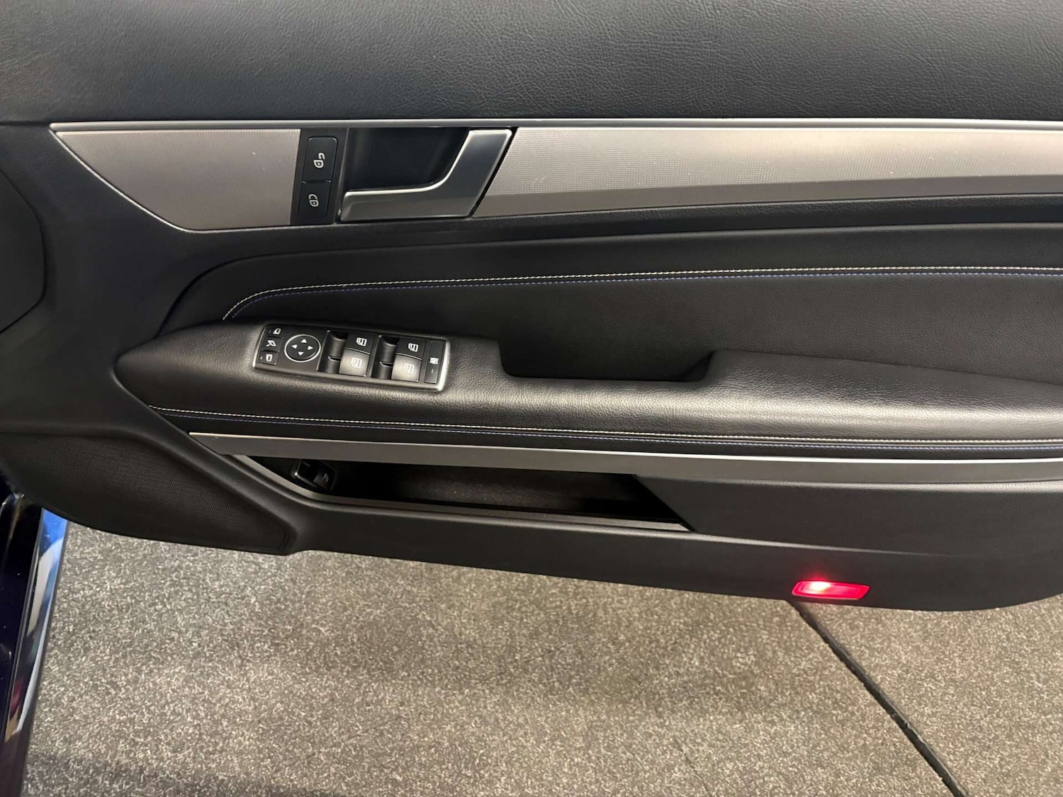 Used Mercedes-Benz E Class 2017 for sale - 77568500: Photo 9