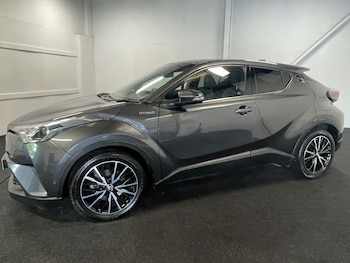Used Toyota C-HR 2019 for sale - 78236413: Photo