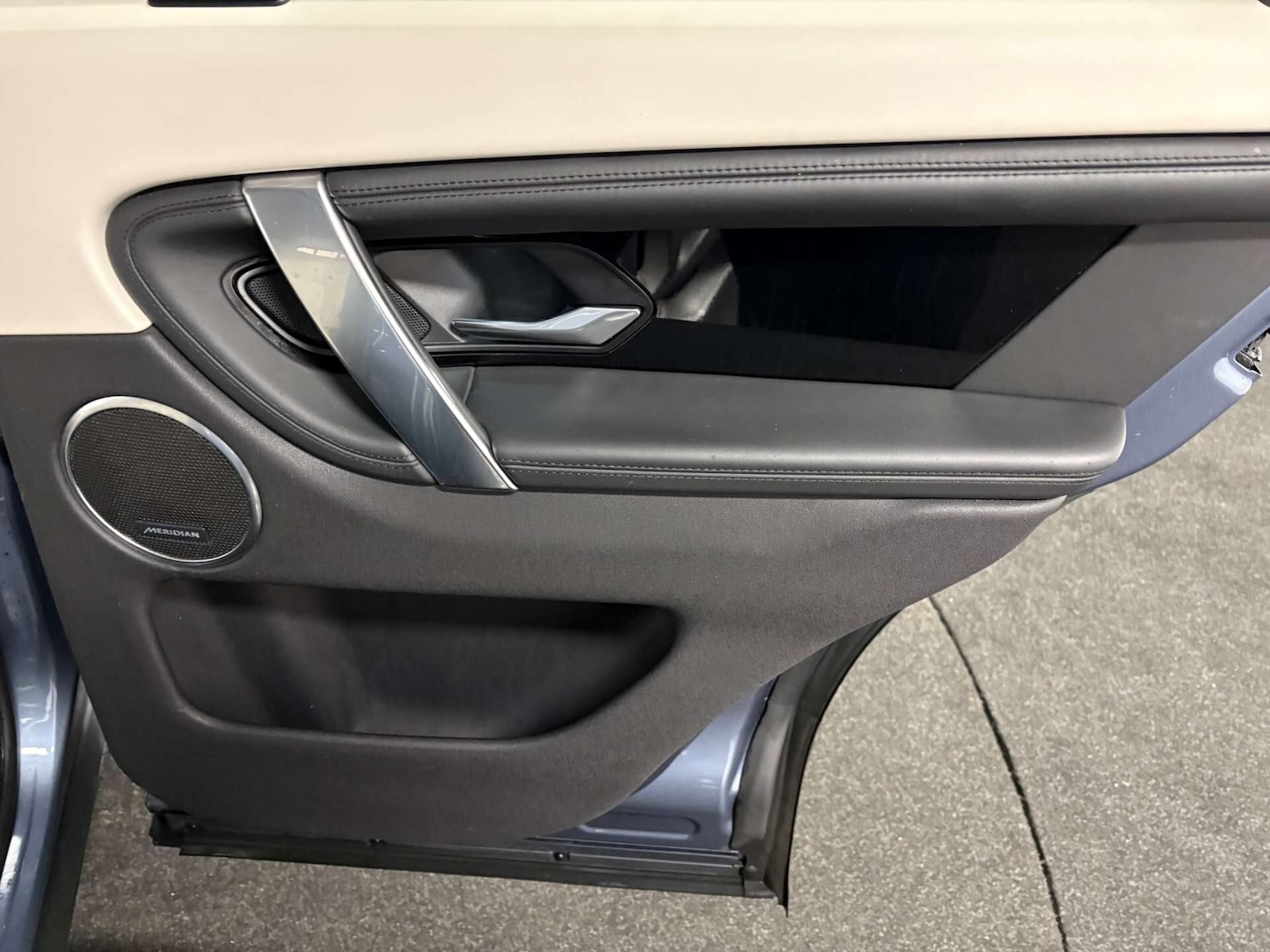 Used Land Rover Discovery Sport 2019 for sale - 76853923: Photo 31