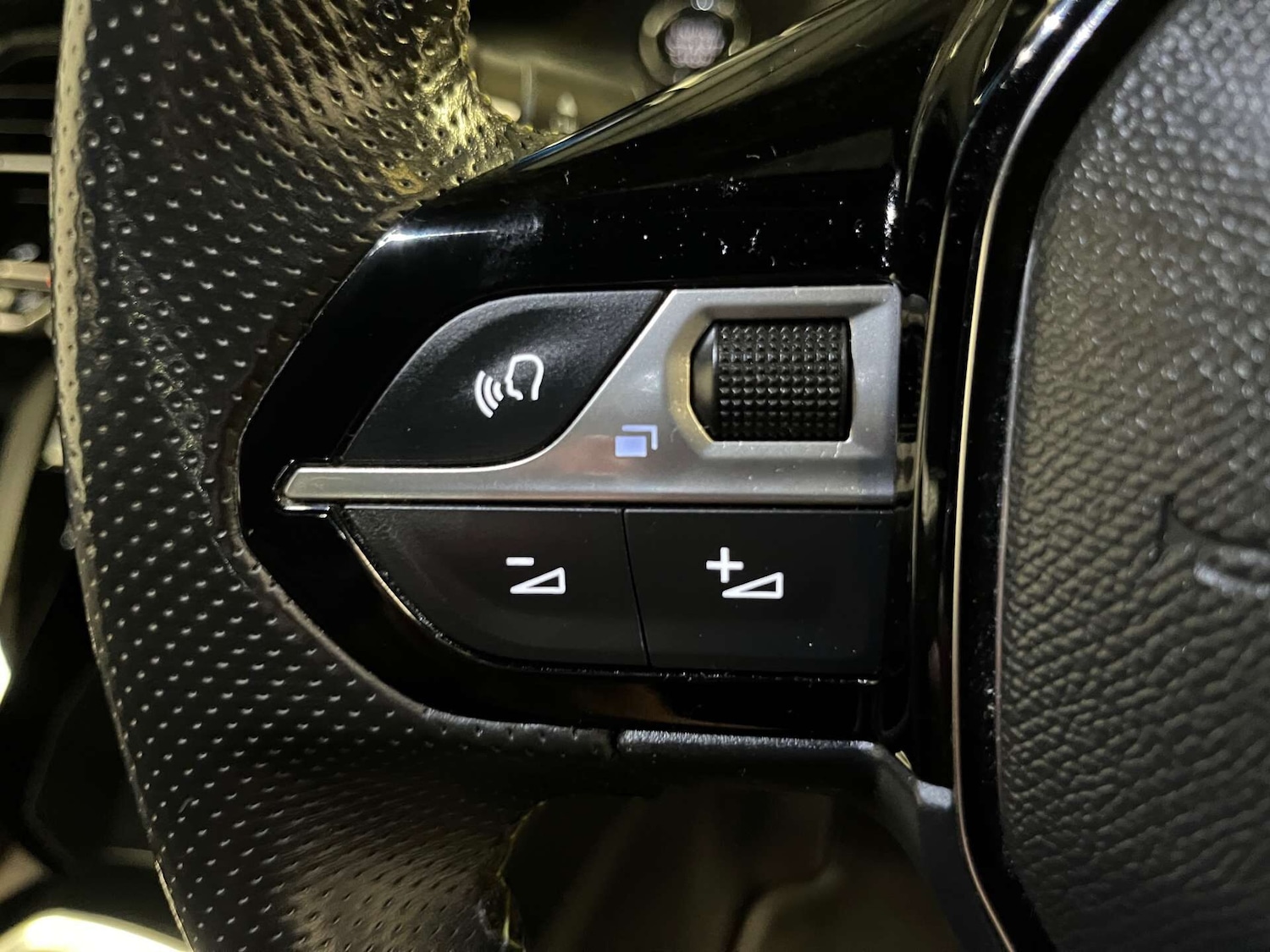 Used Peugeot 208 2021 for sale - 76581312: Photo 18