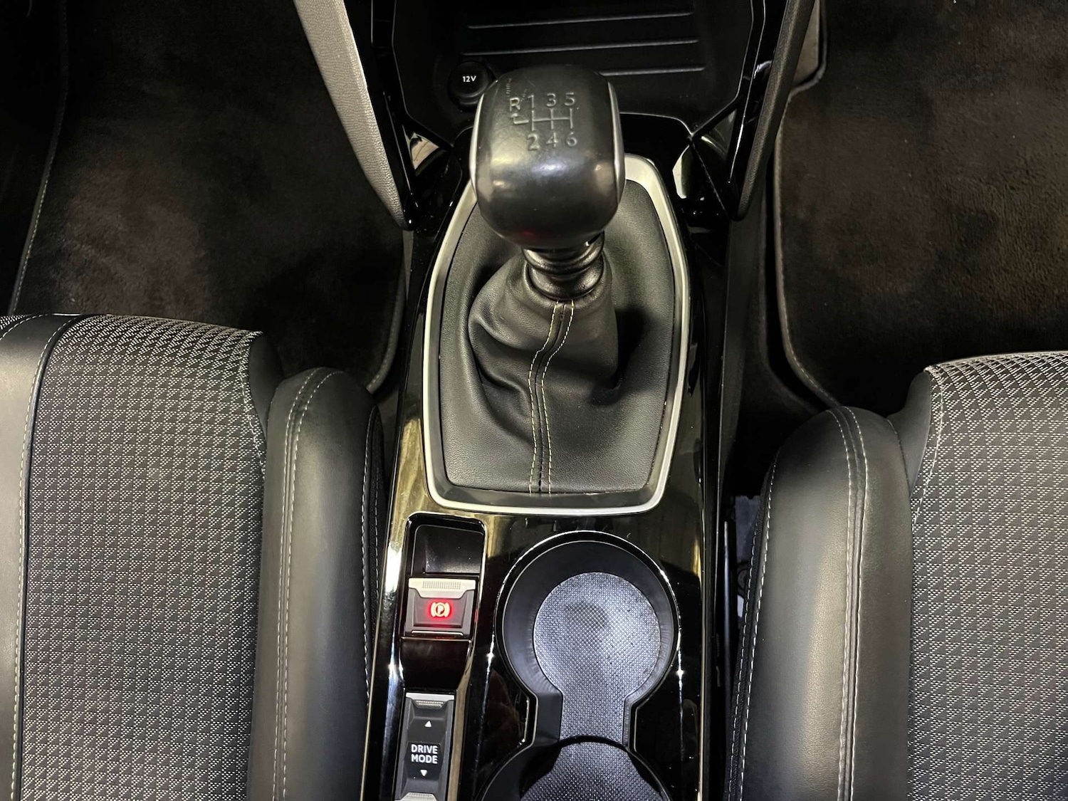 Used Peugeot 208 2021 for sale - 76581312: Photo 28