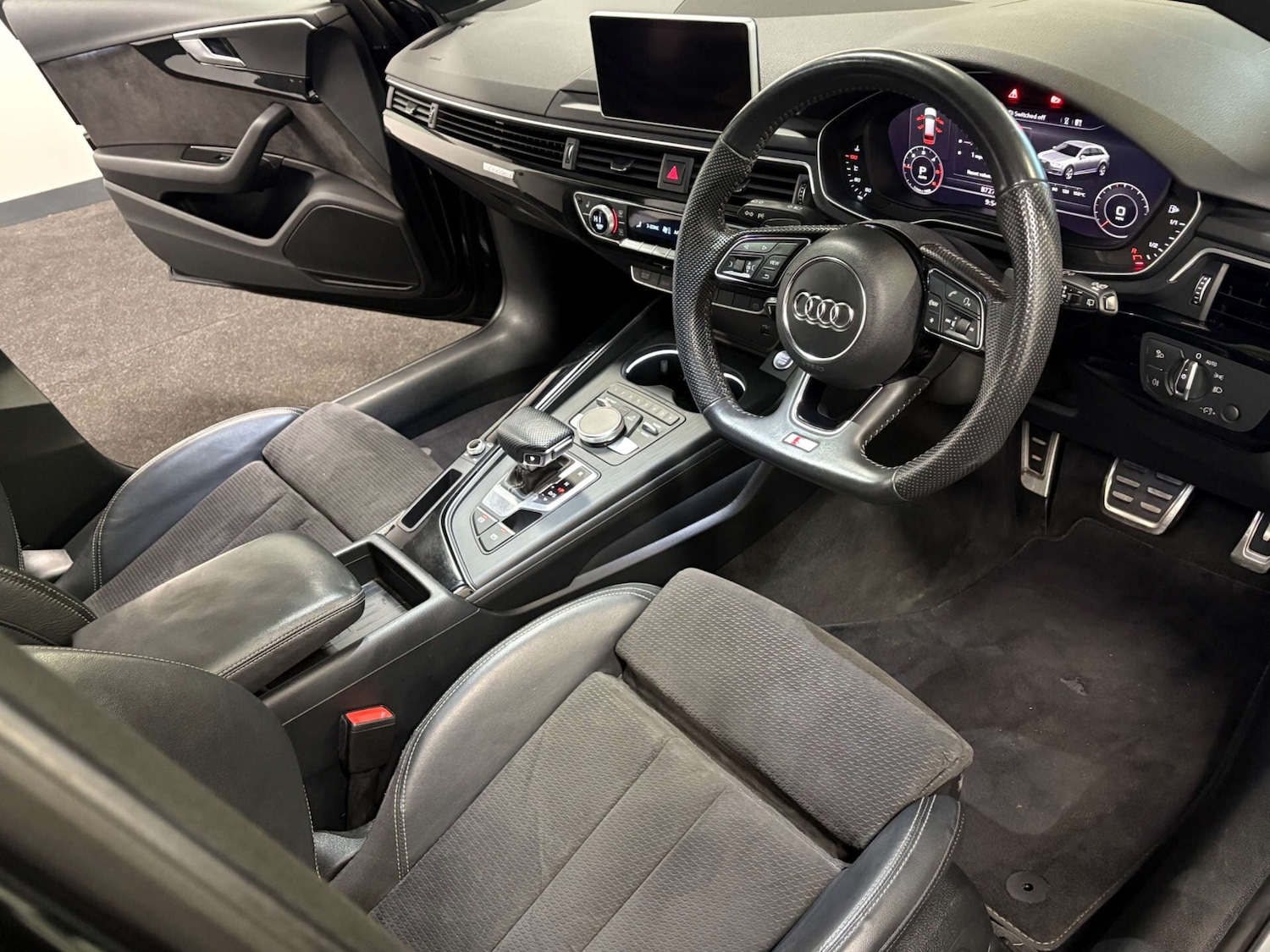 Used Audi A4 2019 for sale - 76961667: Photo 16