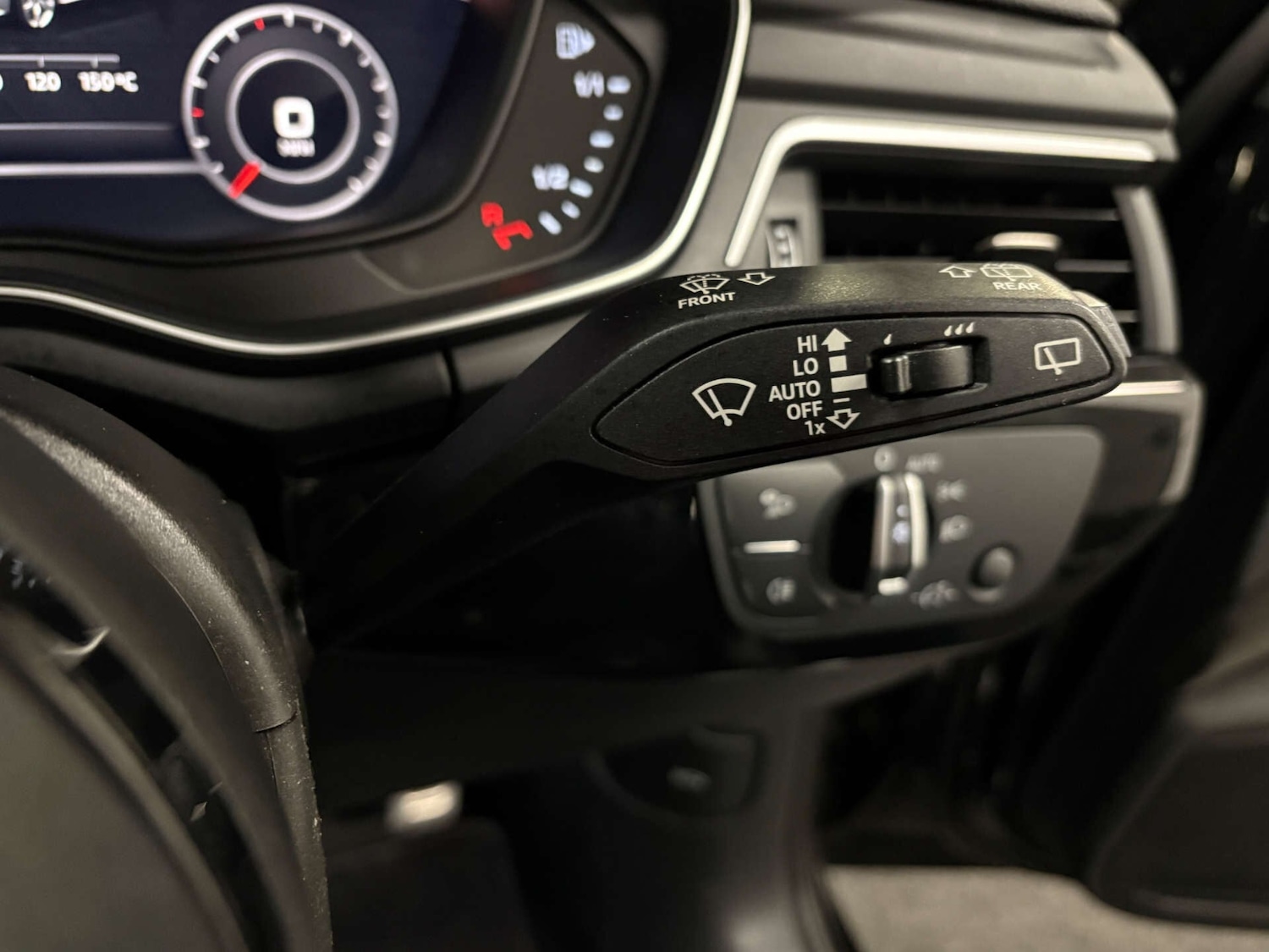 Used Audi A4 2019 for sale - 76961667: Photo 21