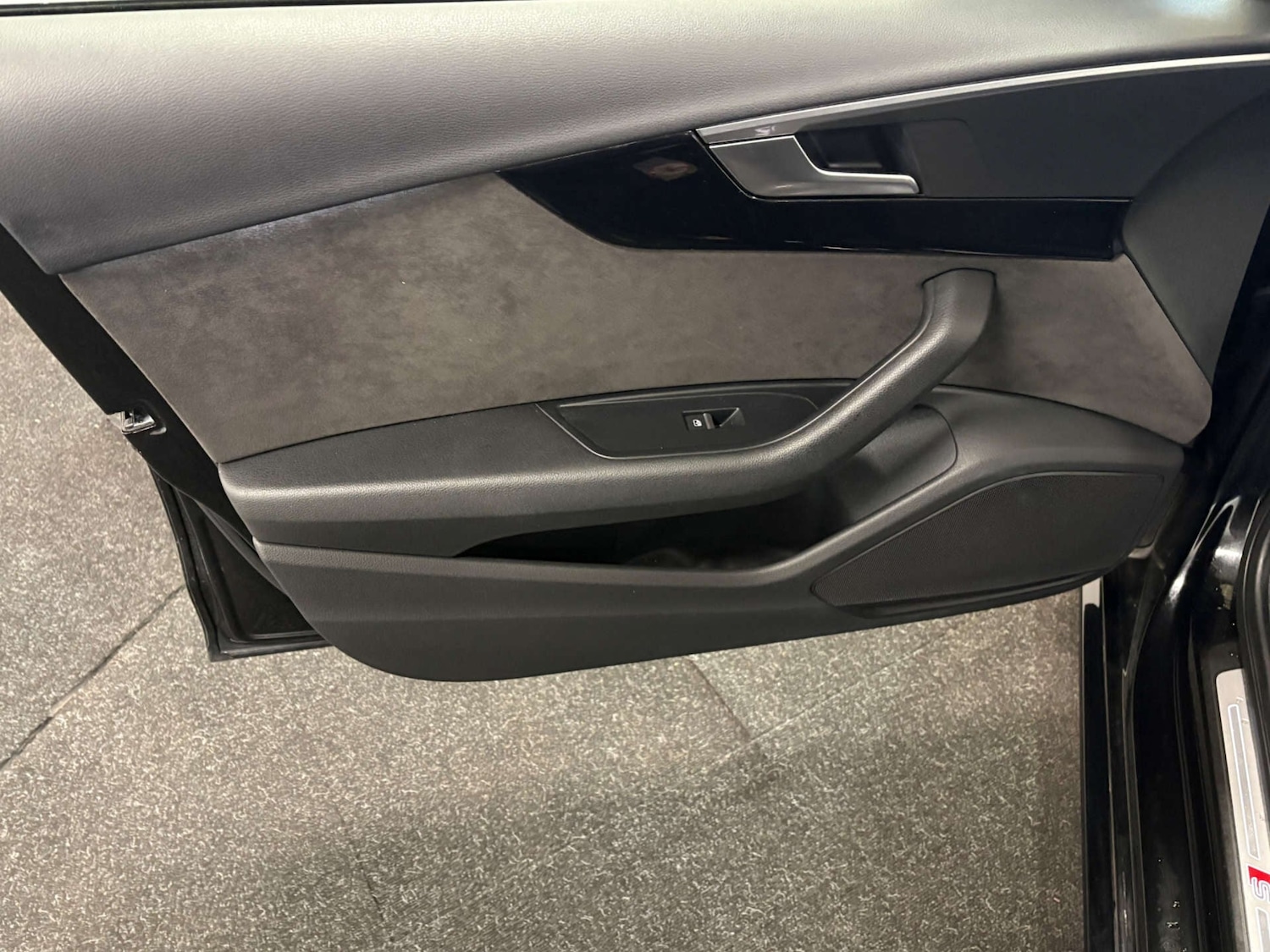 Used Audi A4 2019 for sale - 76961667: Photo 46