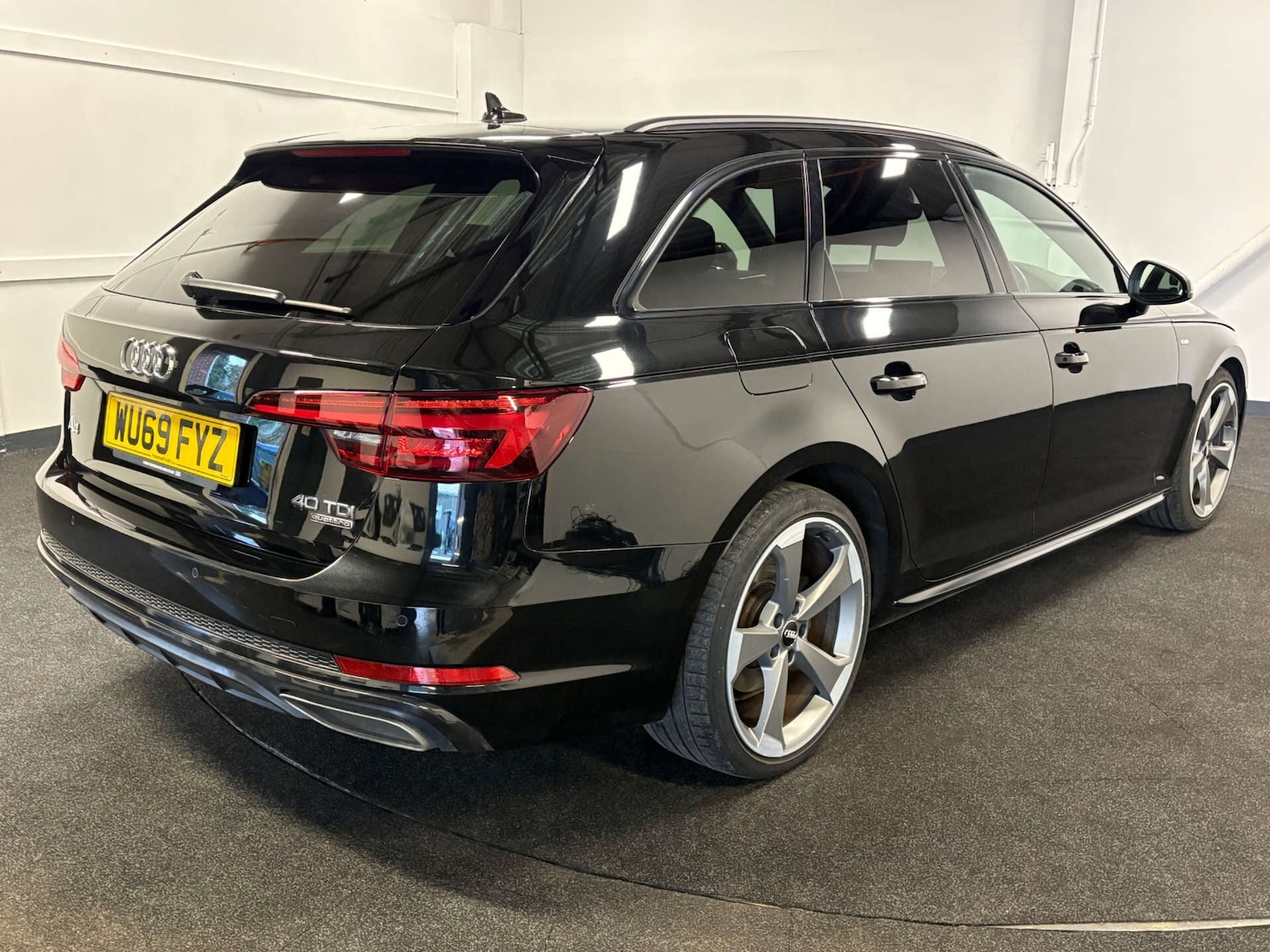 Used Audi A4 2019 for sale - 76961667: Photo 5