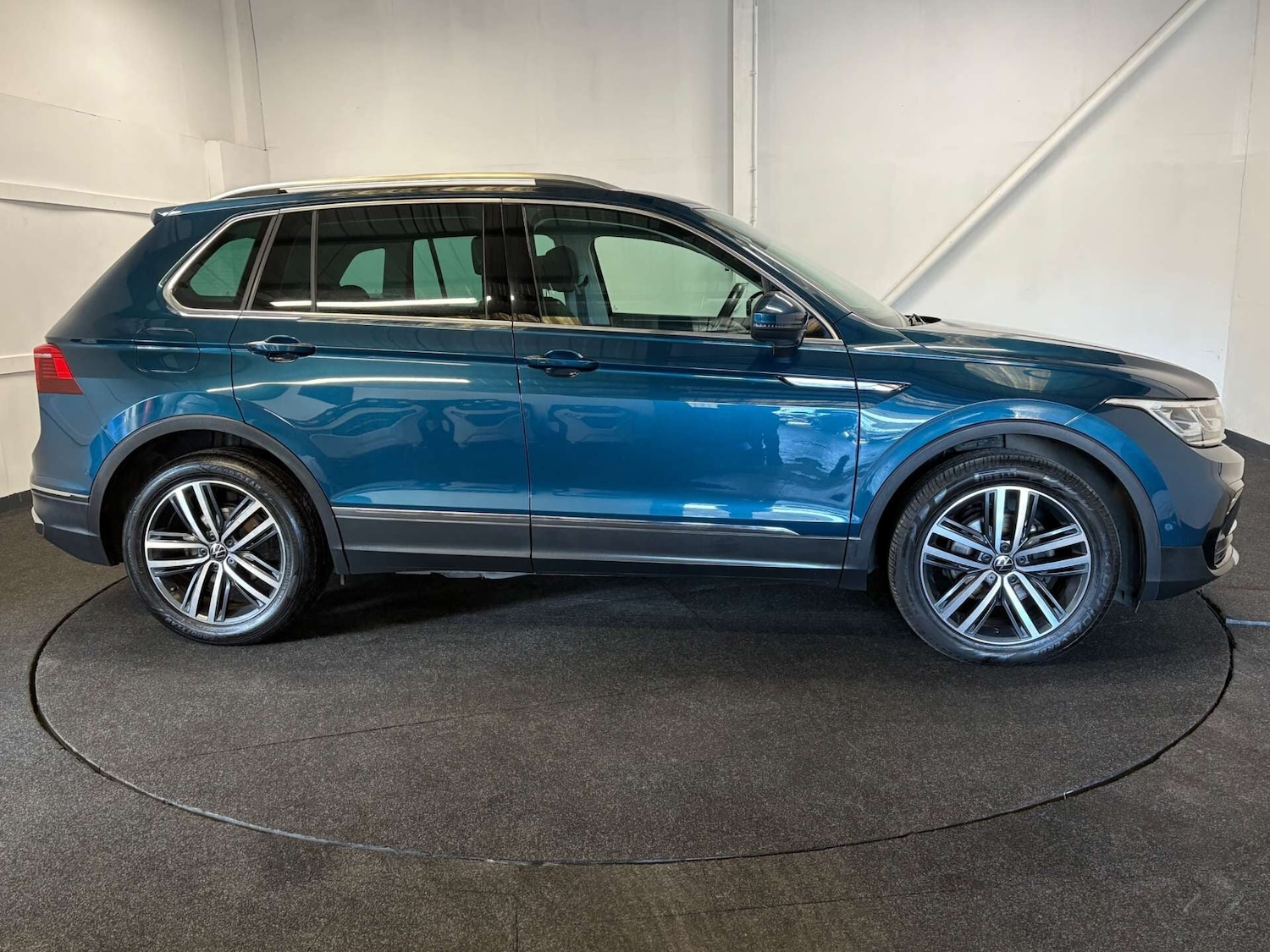 Used Volkswagen Tiguan 2022 for sale - 77502847: Photo 7