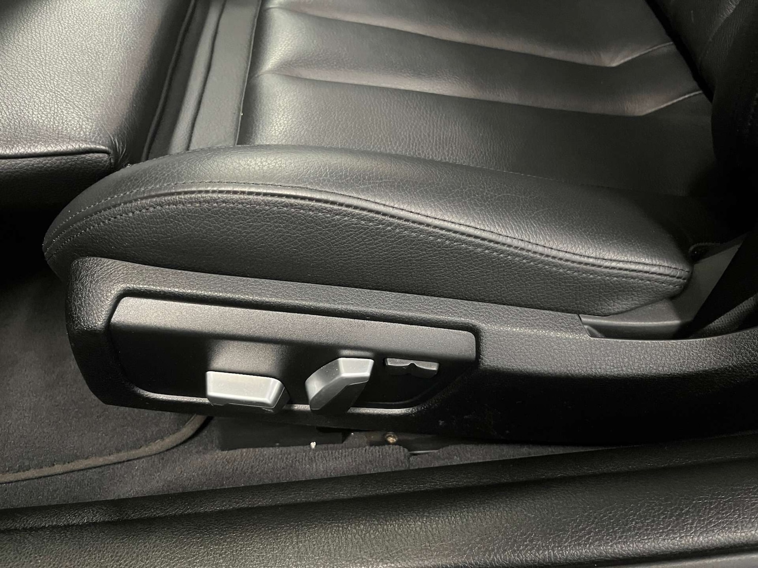 Used BMW 4 Series 2017 for sale - 76464543: Photo 40