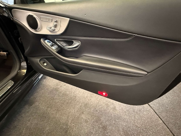 Used Mercedes-Benz C-Class 2018 for sale - 76218958: Photo 18