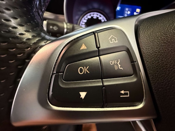 Used Mercedes-Benz C-Class 2018 for sale - 76218958: Photo 25