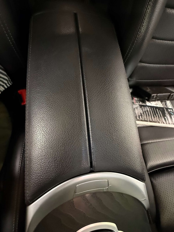 Used Mercedes-Benz C-Class 2018 for sale - 76218958: Photo 29