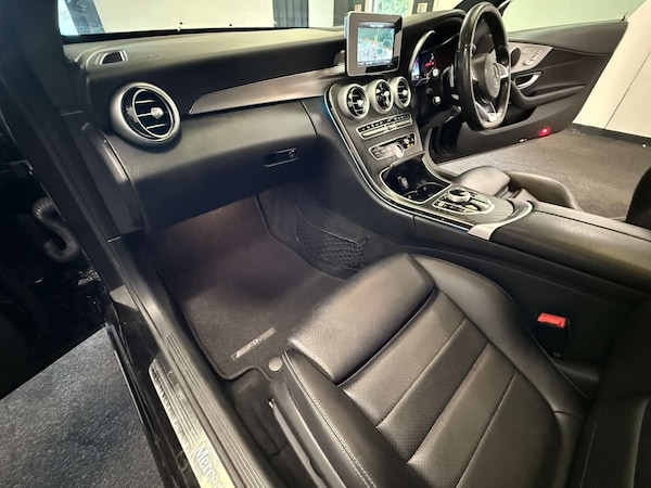 Used Mercedes-Benz C-Class 2018 for sale - 76218958: Photo 51