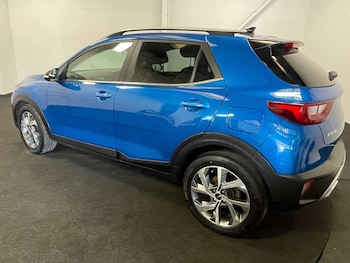 Used Kia Stonic 2023 for sale - 78498003: Photo