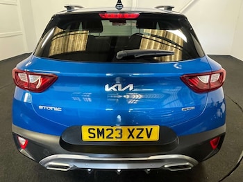 Used Kia Stonic 2023 for sale - 78498003: Photo