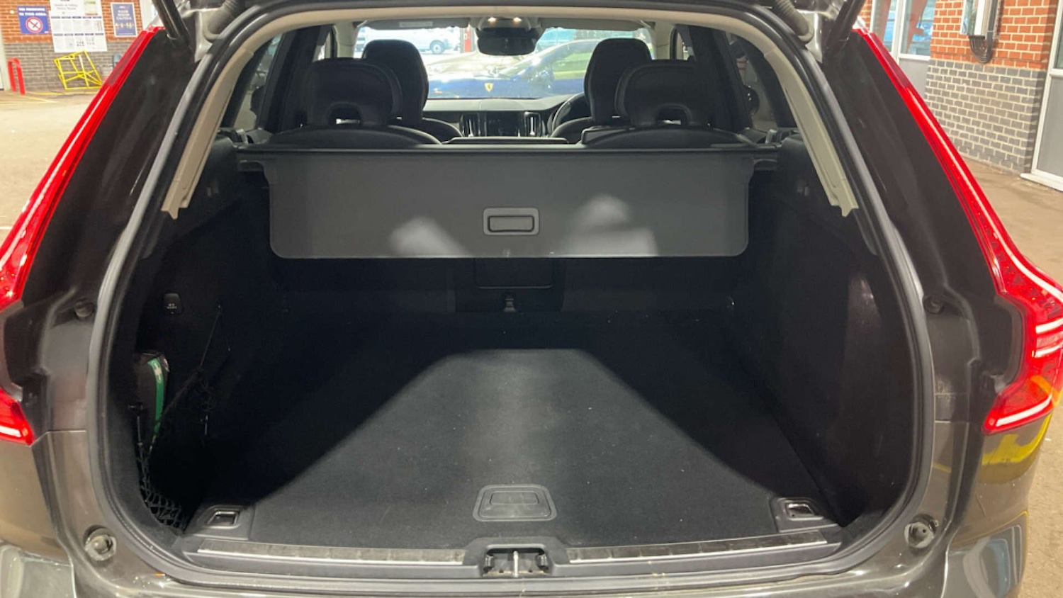 Used Volvo XC60 2021 for sale - 76412143: Photo 12