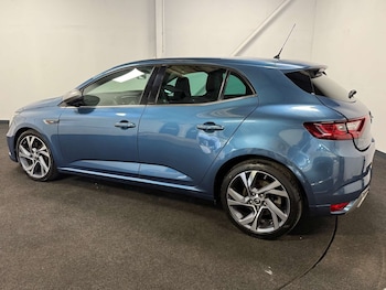 Used Renault Megane 2018 for sale - 78549552: Photo