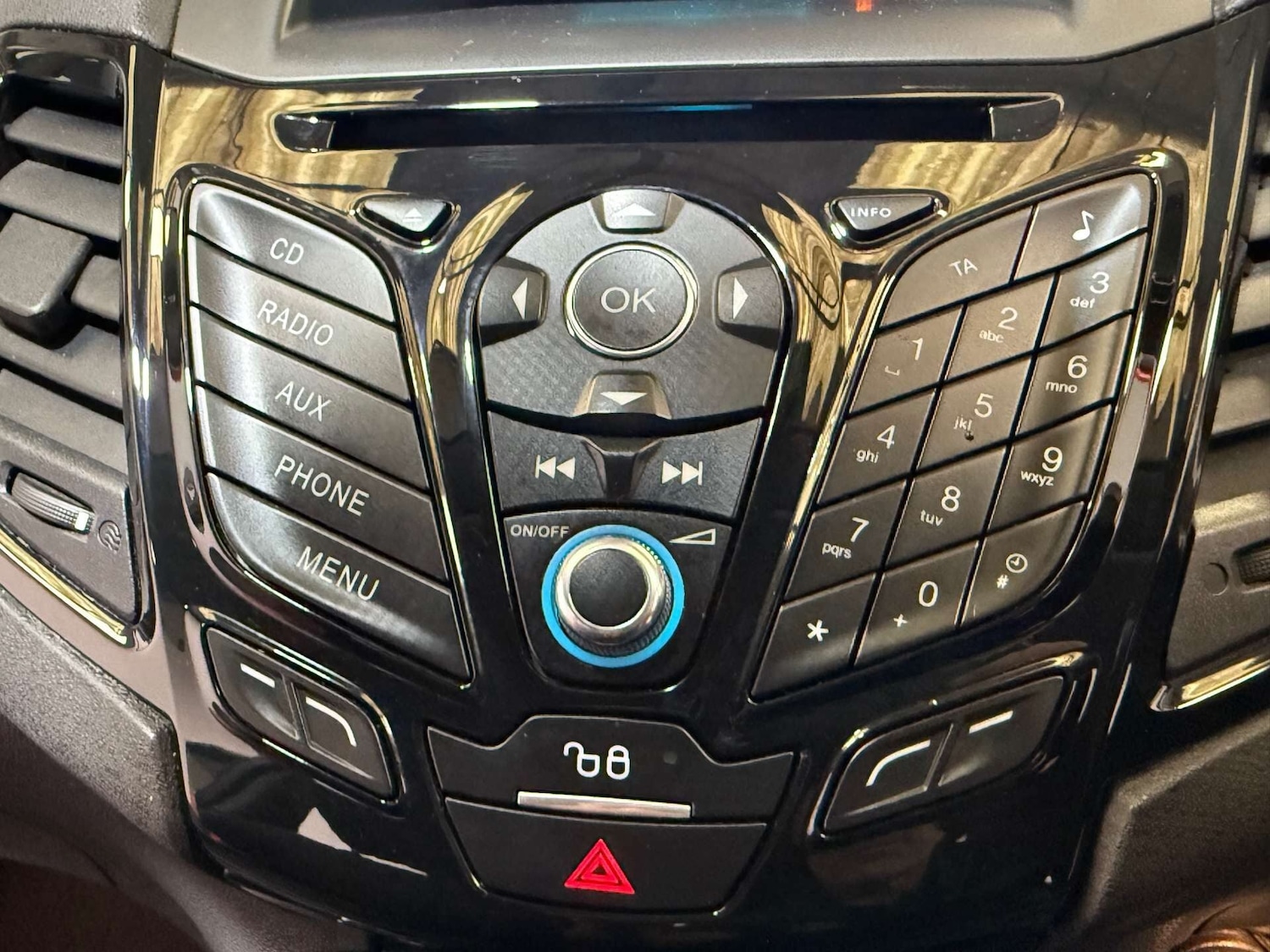 Used Ford Fiesta 2015 for sale - 77149596: Photo 20