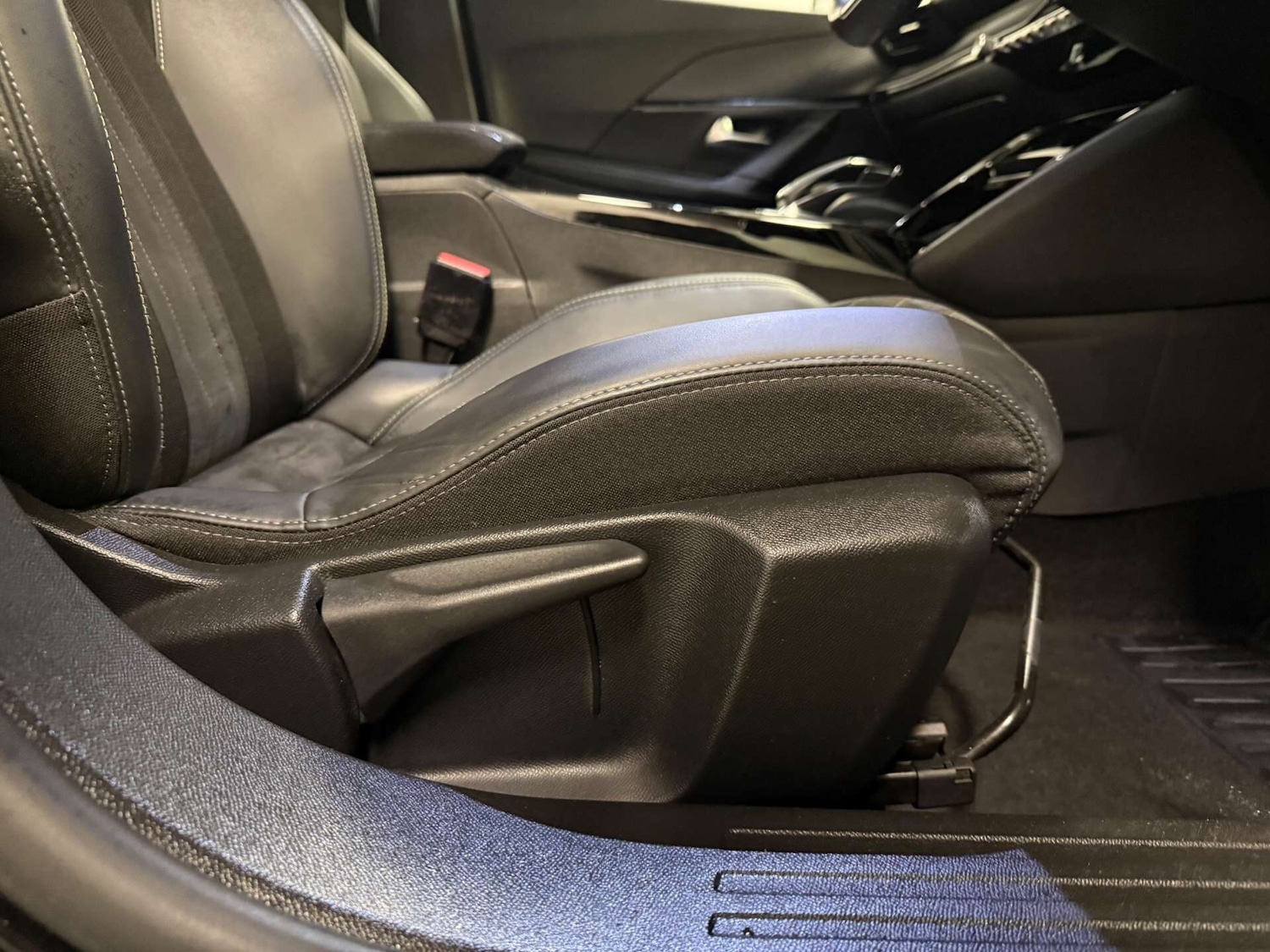 Used Peugeot 2008 2022 for sale - 77805076: Photo 13