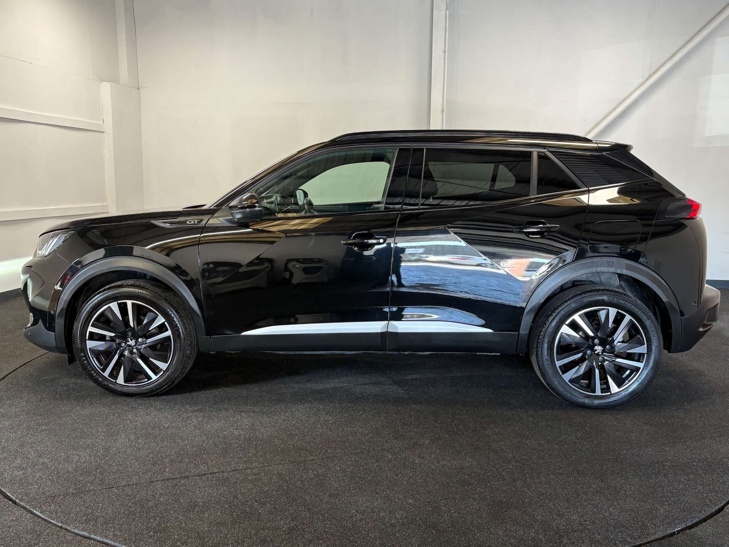 Used Peugeot 2008 2022 for sale - 77805076: Photo 3