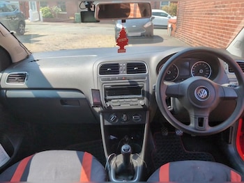 Used Volkswagen Polo 2012 for sale - 79583245: Photo