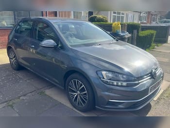 Used Volkswagen Golf 2018 for sale - 79740485: Photo