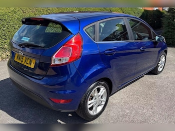 Used Ford Fiesta 2015 for sale - 79609757: Photo