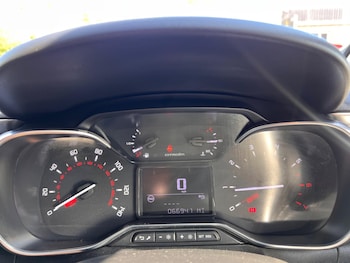 Used Citroen C3 2018 for sale - 79583262: Photo