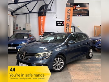 Used Renault Megane 2017 for sale - 79583260: Photo