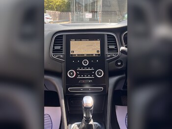 Used Renault Megane 2017 for sale - 79583260: Photo