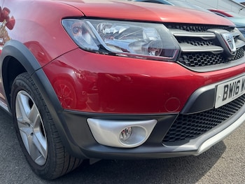 Used Dacia Sandero Stepway 2016 for sale - 79314350: Photo