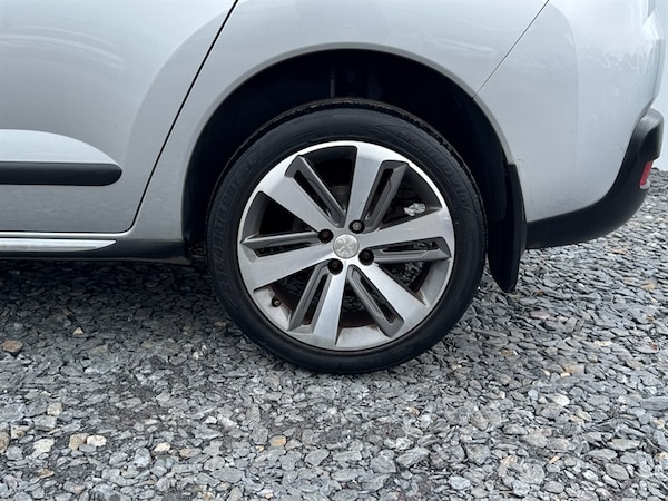 Used Peugeot 3008 2016 for sale - 76006369: Photo 6