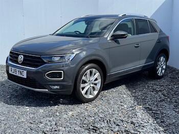 Used Volkswagen T-Roc 2019 for sale - 75704538: Photo