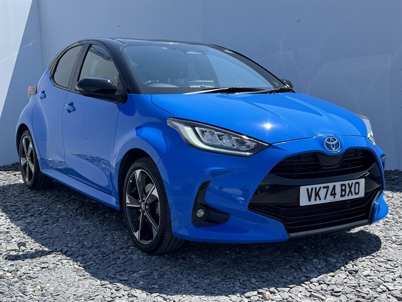 Blue 2024 Toyota Yaris Hatchback Front-wheel drive Automatic