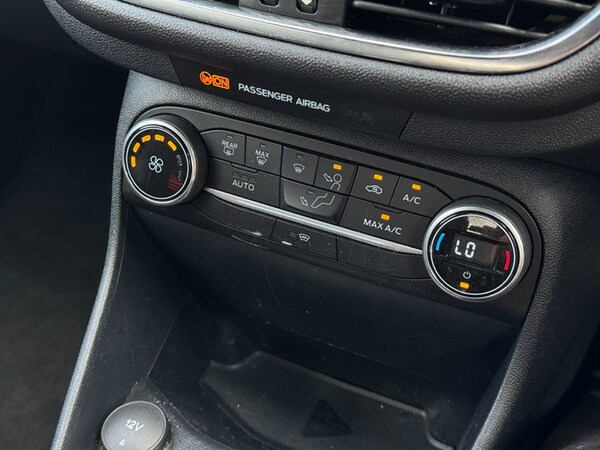 Used Ford Fiesta 2020 for sale - 75598424: Photo 16