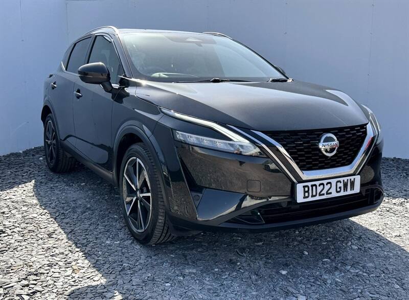 Black 2022 Nissan Qashqai Hatchback Front-wheel drive Manual