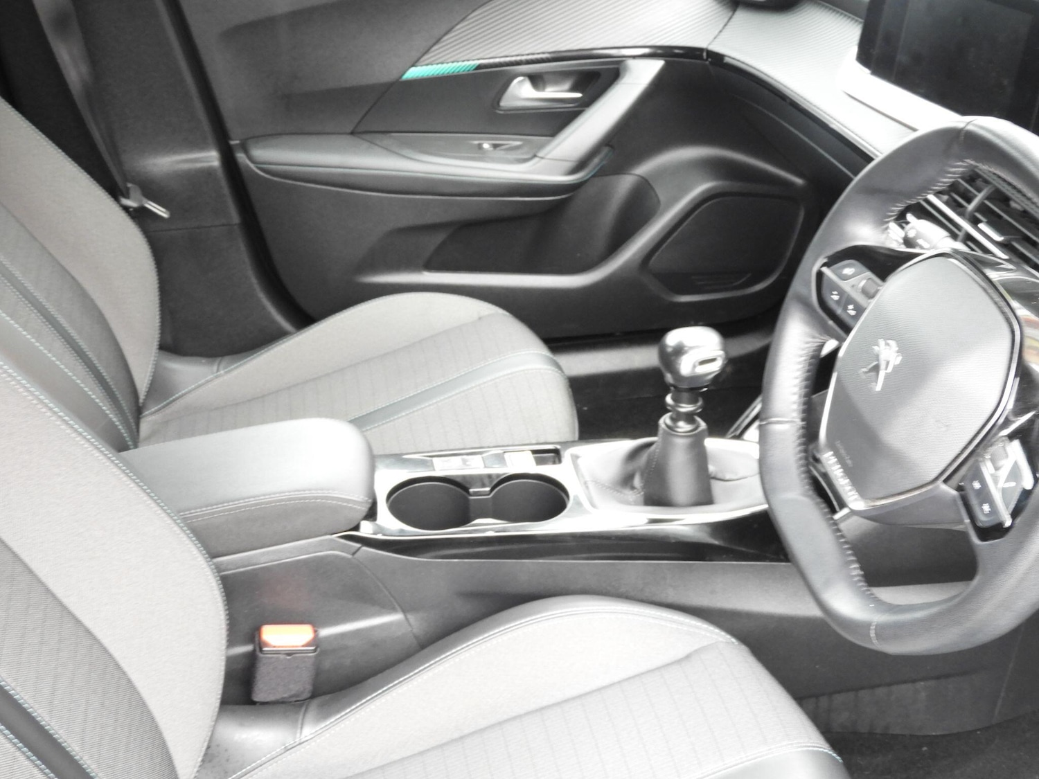 Used Peugeot 2008 2022 for sale - 77411057: Photo 12