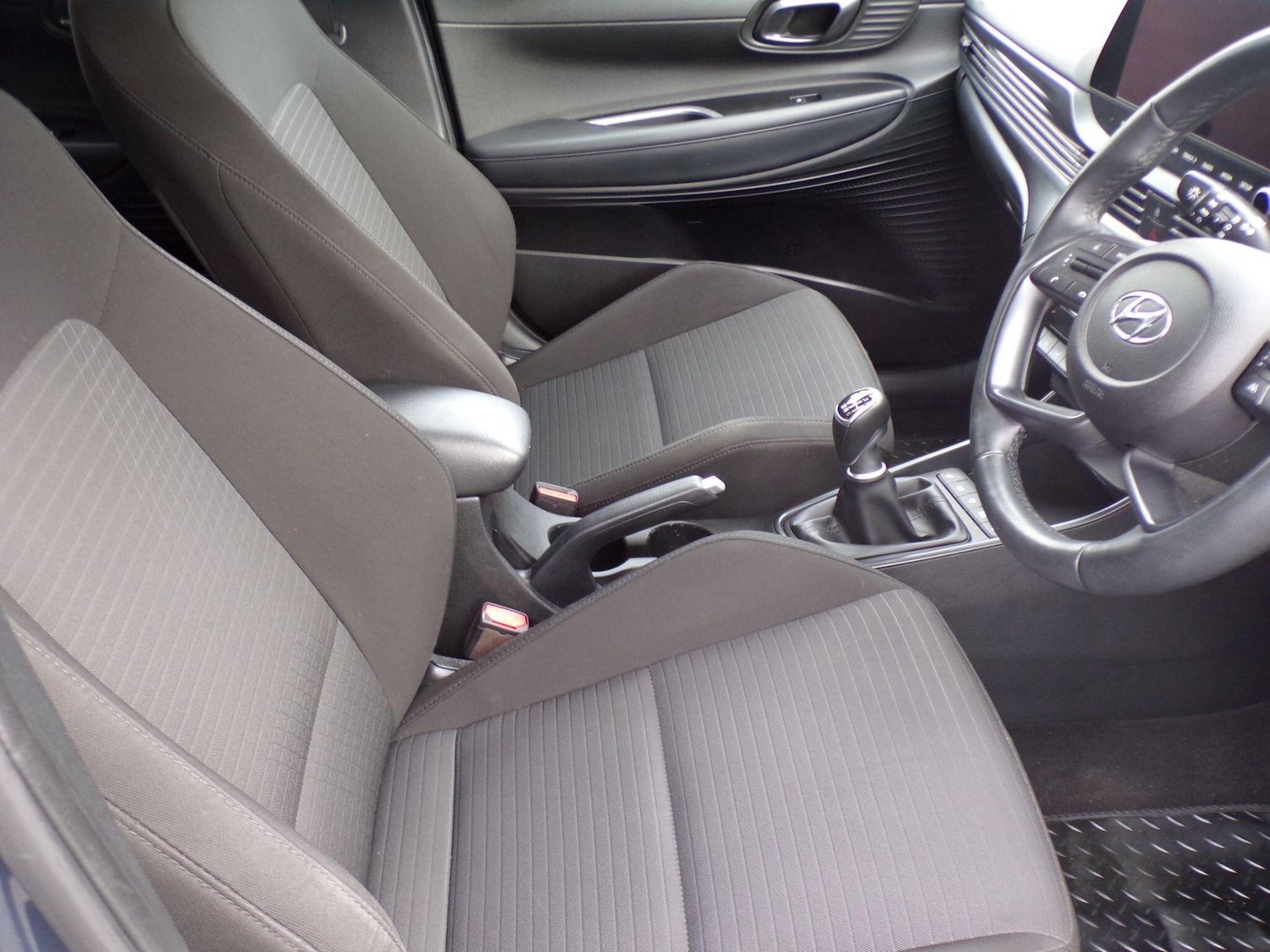 Used Hyundai i20 2023 for sale - 76200436: Photo 12