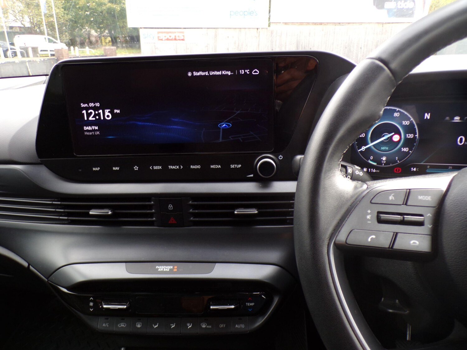 Used Hyundai i20 2023 for sale - 76200436: Photo 17