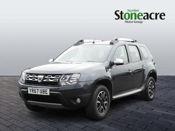 Used Dacia Duster 2017 for sale - 76296037: Photo