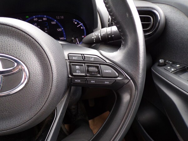 Used Toyota Yaris Cross 2022 for sale - 75400558: Photo 15
