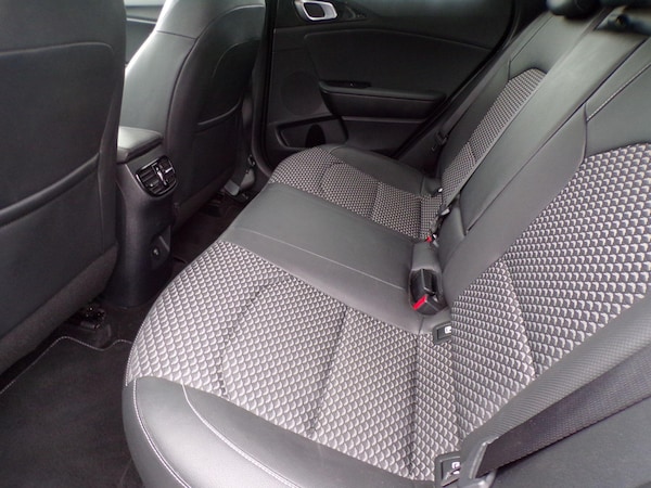 Used Kia XCeed 2023 for sale - 76159246: Photo 15