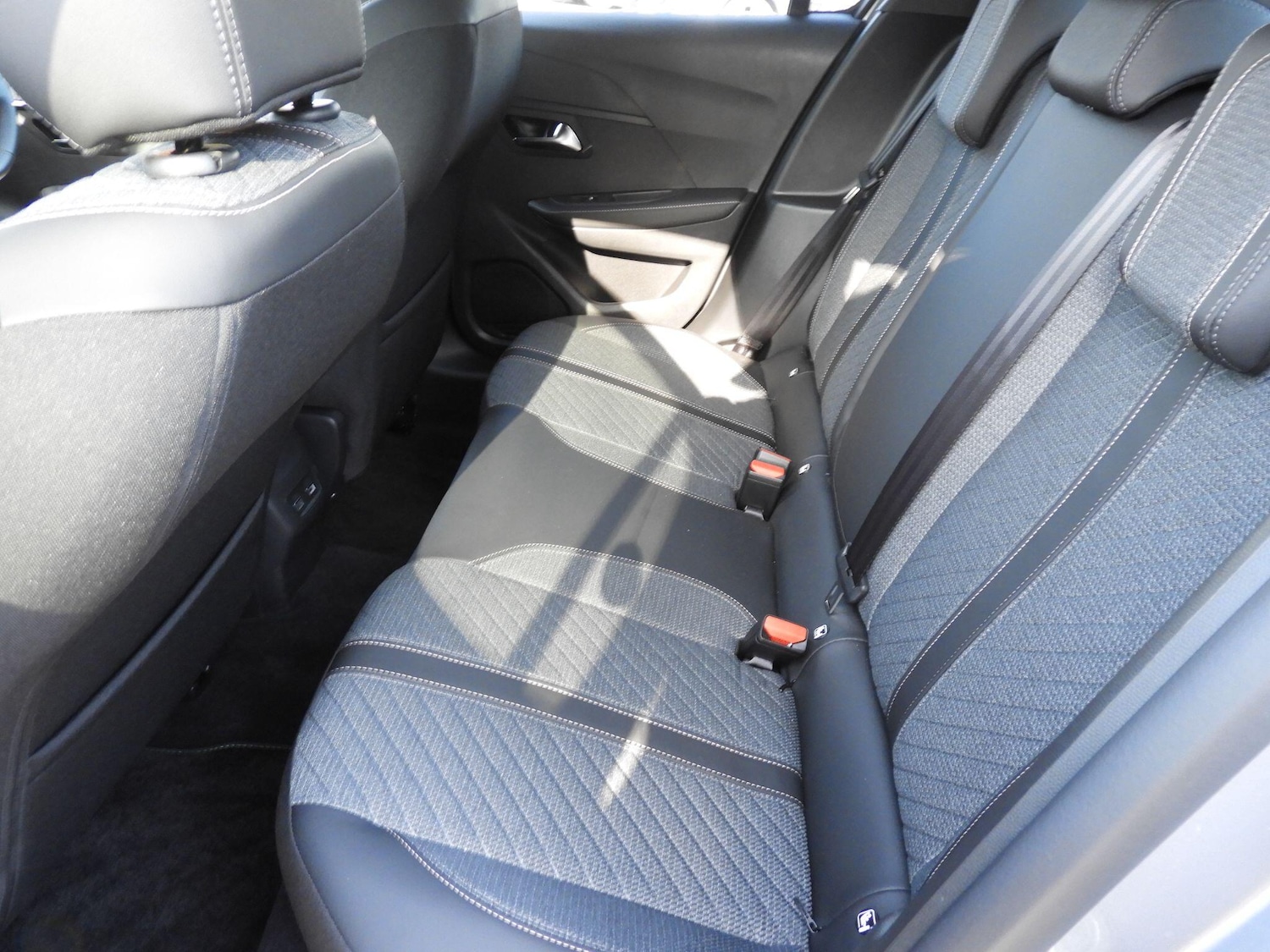 Used Peugeot 208 2025 for sale - 77940220: Photo 15