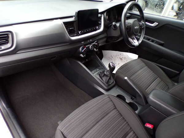 Used Kia Stonic 2021 for sale - 75741575: Photo 14