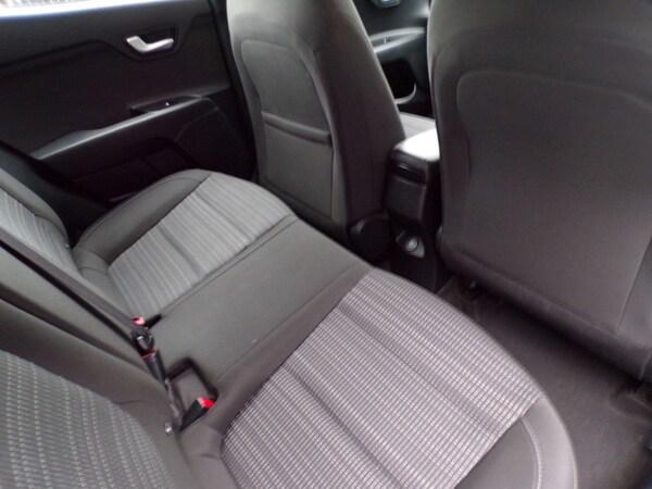 Used Kia Stonic 2021 for sale - 75741575: Photo 15