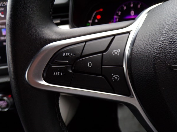 Used Renault Clio 2023 for sale - 75741429: Photo 15