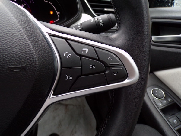 Used Renault Clio 2023 for sale - 75741429: Photo 16